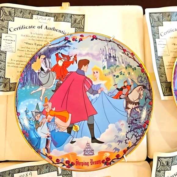 11 Disney's Musical Memories Plate Collection The Bradford Exchange - Picture 16 of 17
